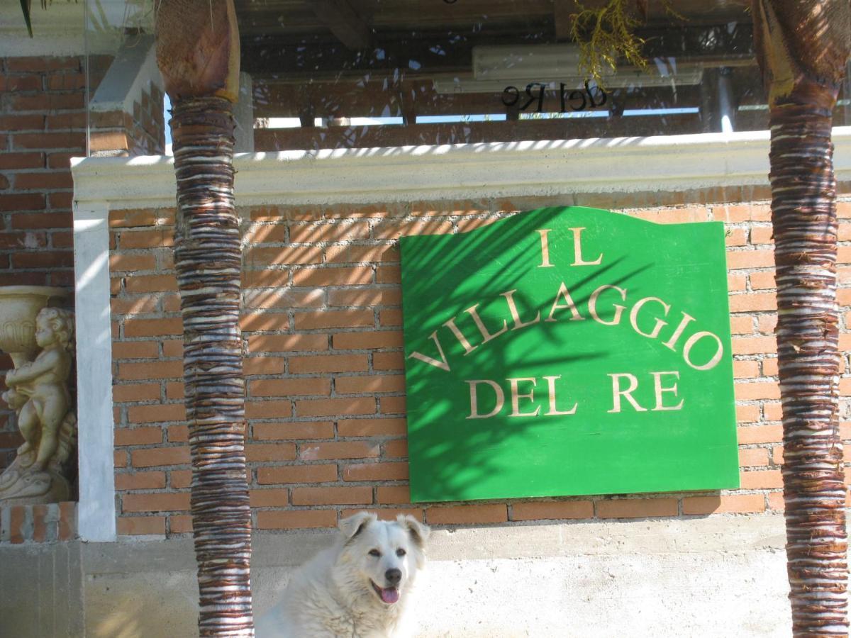 Residence Il Villaggio Del Re 克若伯里 外观 照片
